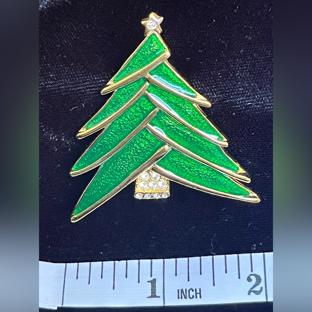 Vintage Rhinestone Christmas Tree Brooch - Picture 3 of 8